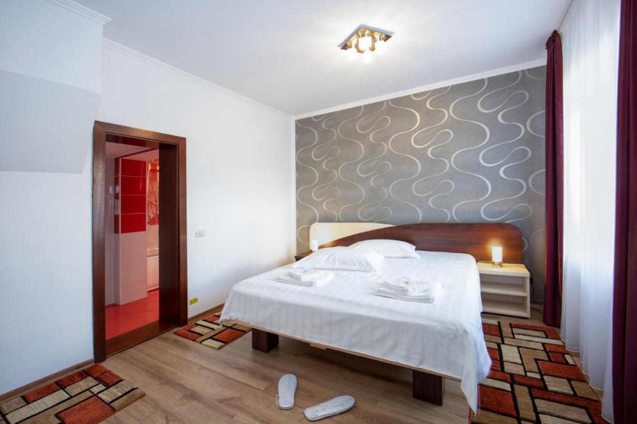 Amedeia Hotel Bran  Bagian luar foto